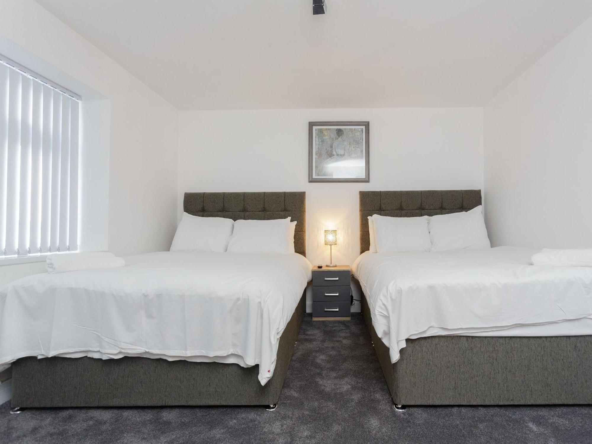 Live In Leeds Greenhill Bungalows Экстерьер фото