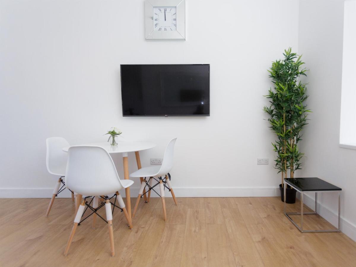 Live In Leeds Greenhill Bungalows Экстерьер фото